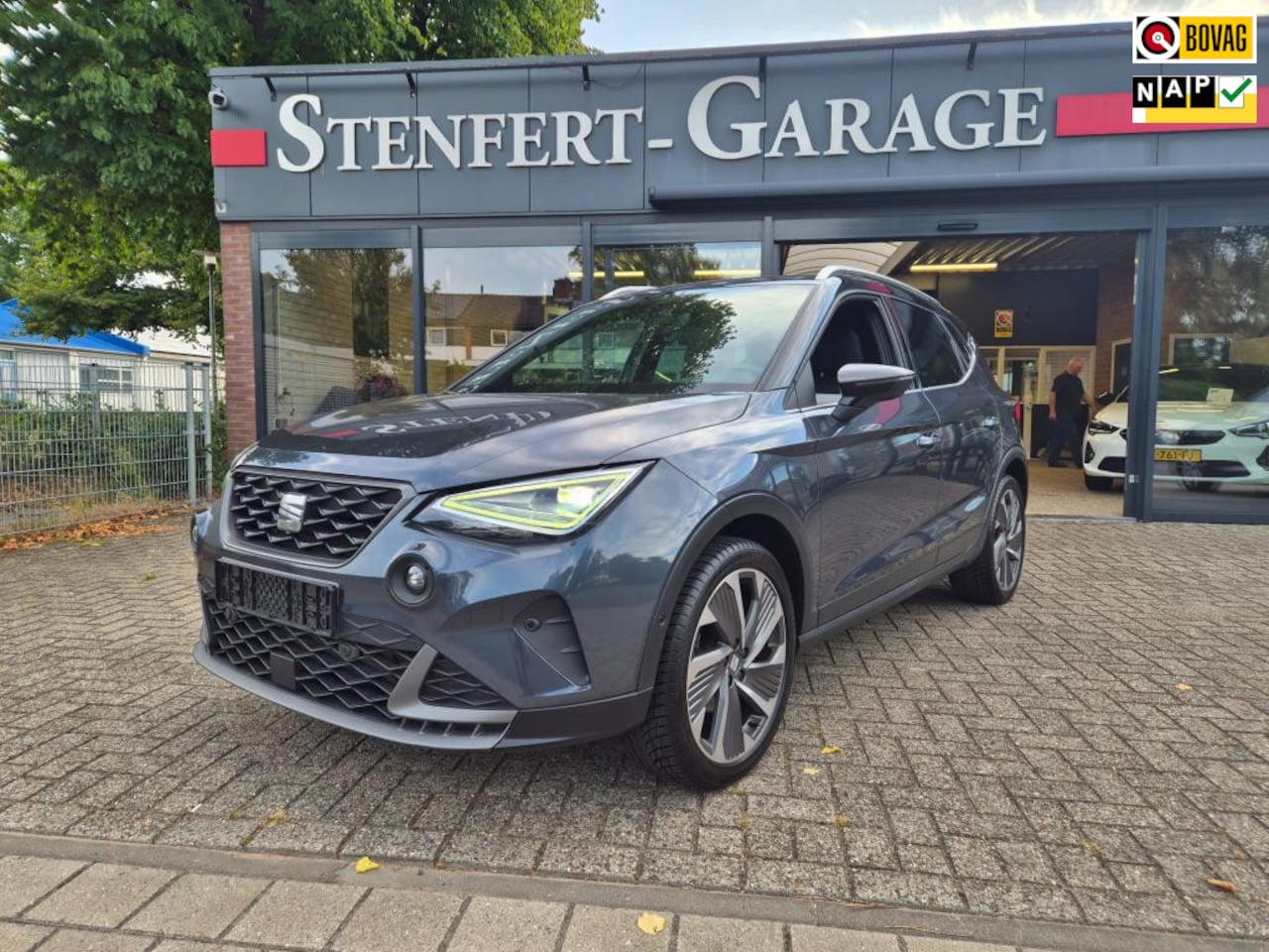 SEAT Arona - 1.0 EcoTSI FR Business Connect automaat - AutoWereld.nl
