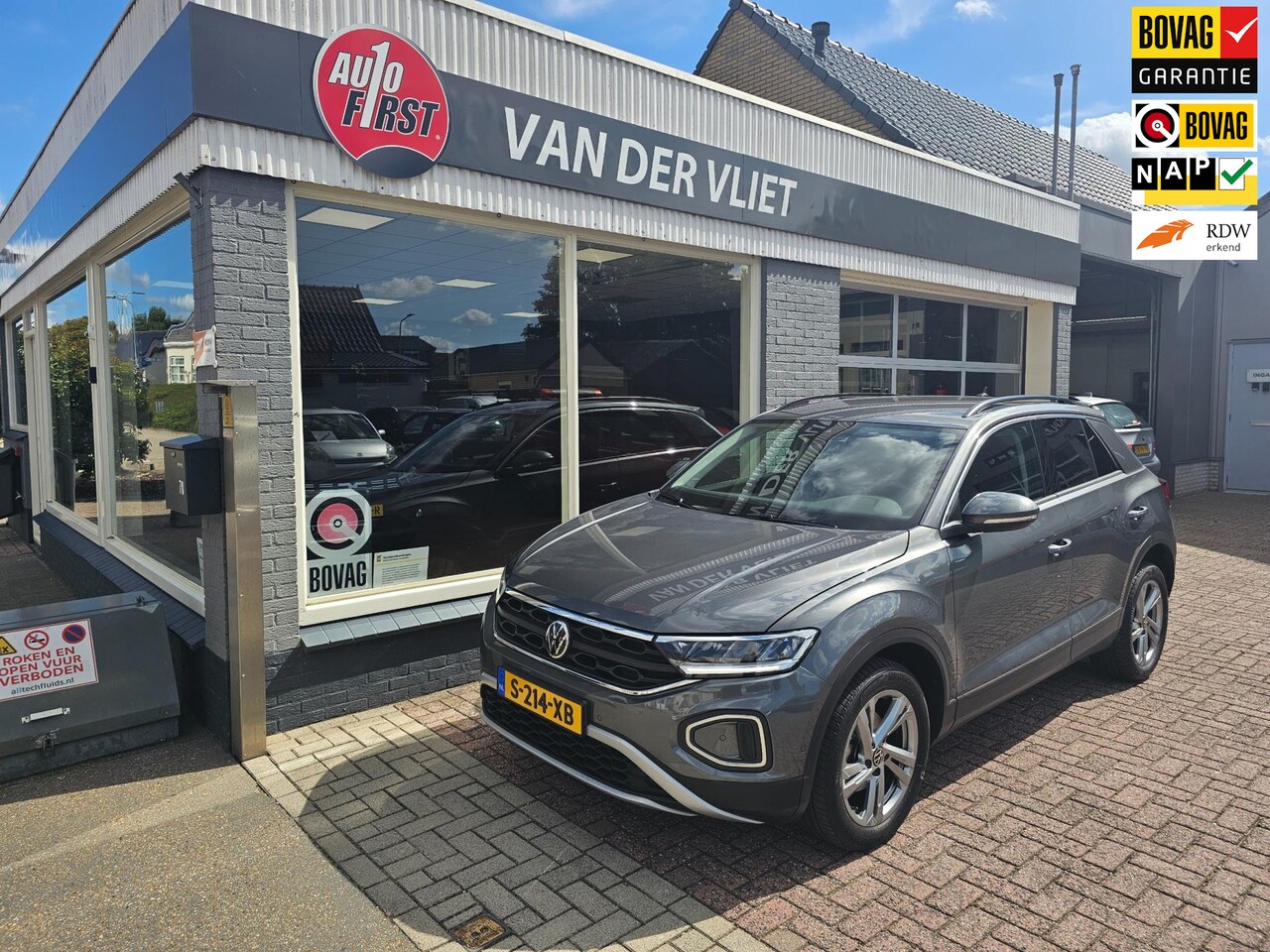 Volkswagen T-Roc - 1.0 TSI Life 75 Edition 1.0 TSI Life 75 Edition - AutoWereld.nl