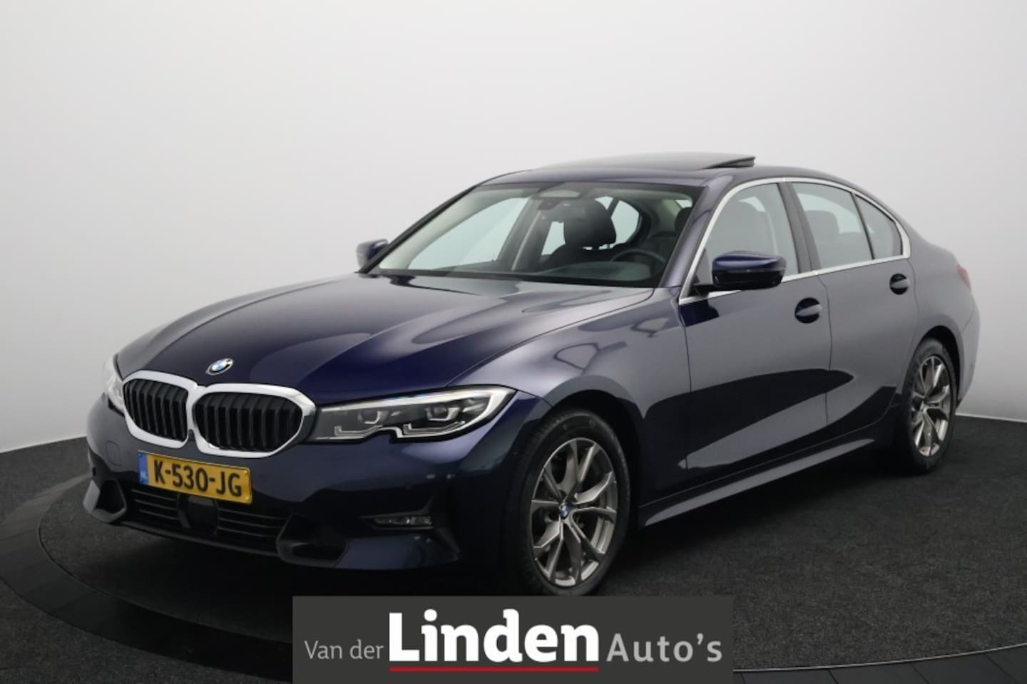 BMW 3-serie - 318 High Executive Edition | Live Cockpit | Schuif-Kantel Dak | 360° Camera | Leer - AutoWereld.nl