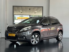 Peugeot 2008 - 1.2 PureTech Style | Pano | Trekhaak | Automaat