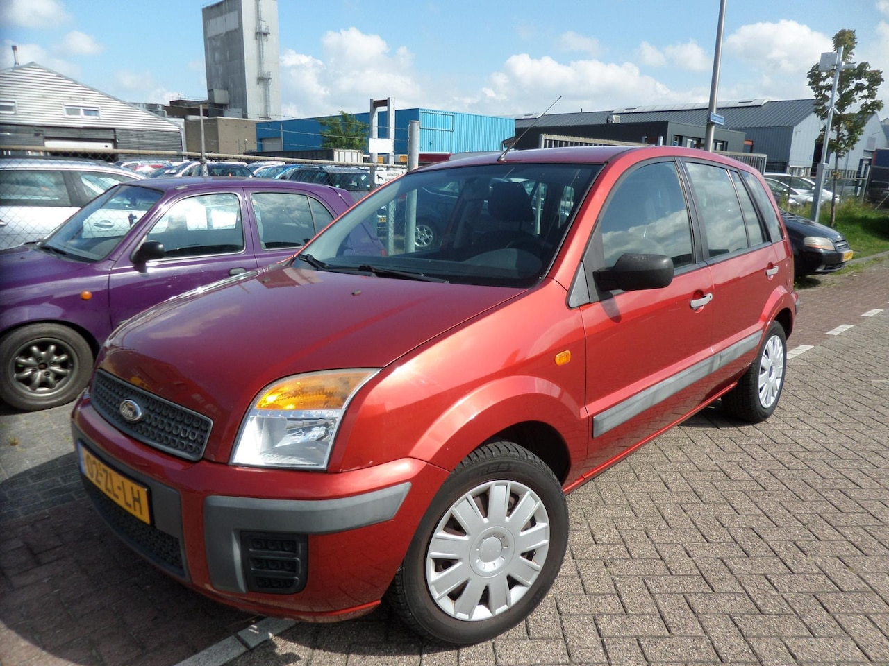 Ford Fusion - 1.4-16V Cool & Sound - AutoWereld.nl