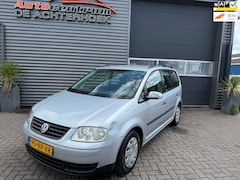 Volkswagen Touran - 1.6-16V FSI Trendline Airco / 5-Deurs