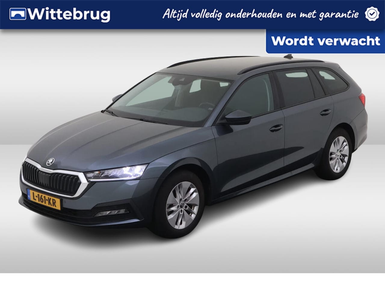 Skoda Octavia Combi - 1.0 TSI Business Edition Navigatie / Parkeersensoren Extra getint glas / LM velgen - AutoWereld.nl
