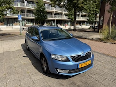 Skoda Octavia Combi - 1.6 TDI Greenline Businessline 1-eigenaar NAVI Cruise