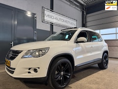 Volkswagen Tiguan - 1.4 TSI Sport&Style Panoramadak Trekhaak NAP