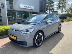 Volkswagen ID.3 - First Max 58 kWh / Panoramadak / LED / Elek verstelbare Bestuurdersstoel / Navigatie / Cam