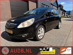 Opel Corsa - 1.4-16V Enjoy | 5 DEURS| SPORT VLG.| AIRCO|