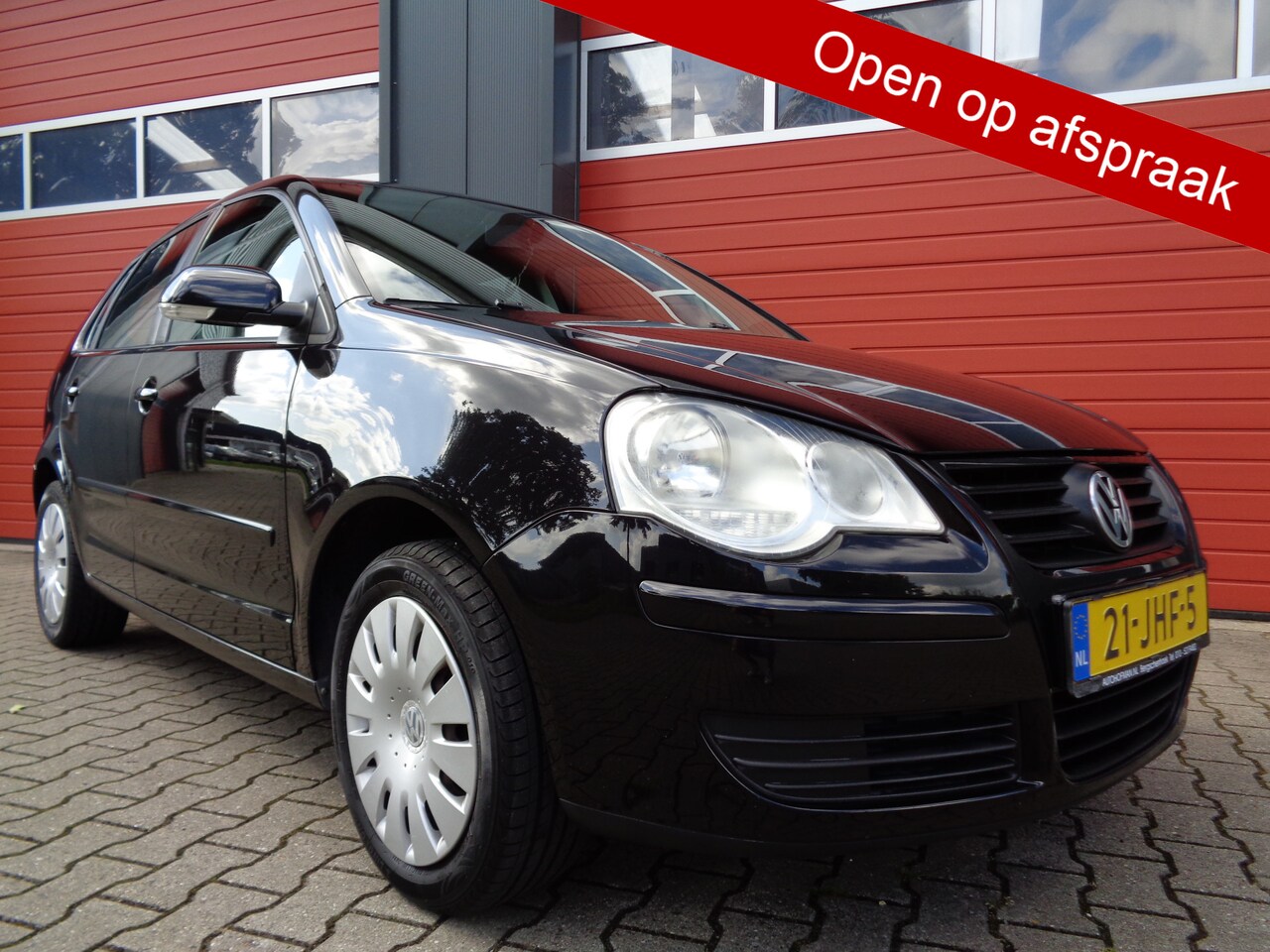 Volkswagen Polo - 1.2-12V Comfortline 1.2-12V Comfortline,5drs,Airco,Trekhaak,107000KM! - AutoWereld.nl