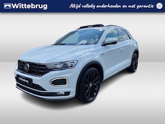 Volkswagen T-Roc - 1.5 TSI 150pk DSG R-Line / Panoramadak / Virtual Cockpit / 2x R-Line / 19" LMV / Trekhaak