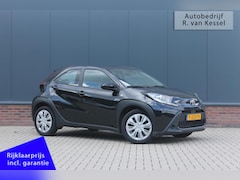 Toyota Aygo X - 1.0 VVT-i MT Play I 1Eigenaar I Carplay I NL-auto
