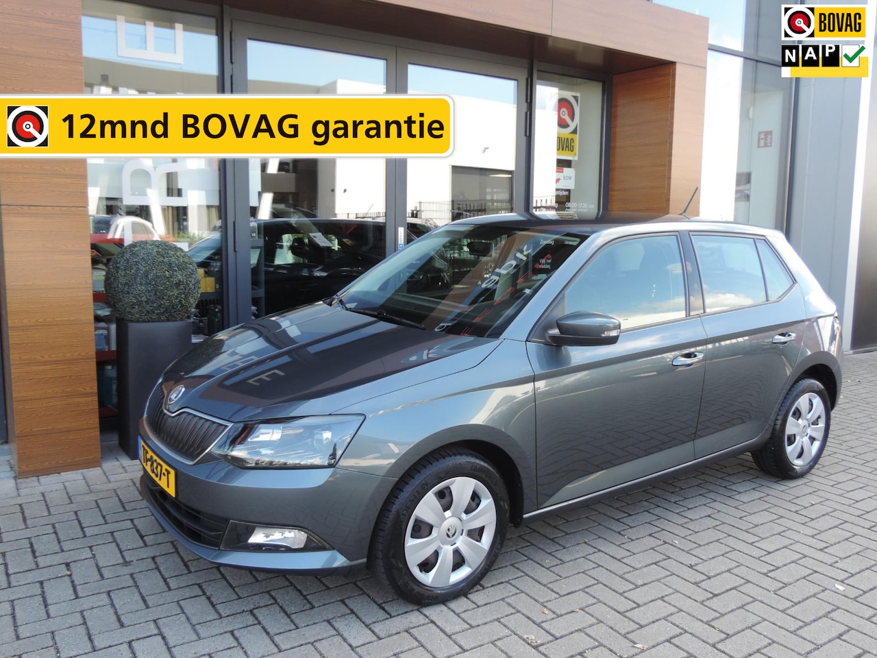 Skoda Fabia - 1.0 TSI Ambition 27.000km | PDC | 1e Eig | Cruise contr | Allseason | Navigatie | Bluetoot - AutoWereld.nl