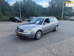 Audi A6 Avant - 2.4 quattro Pro Line / AUTOMAAT TRAAG DEFECT RIJDTBAAR