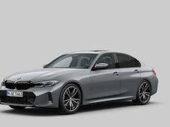 BMW 3-serie - Sedan 318i Sedan | M-Sportpakket | Travel Pack | 19'' Lichtmetaalvelgen Dubbelspaak | Acht