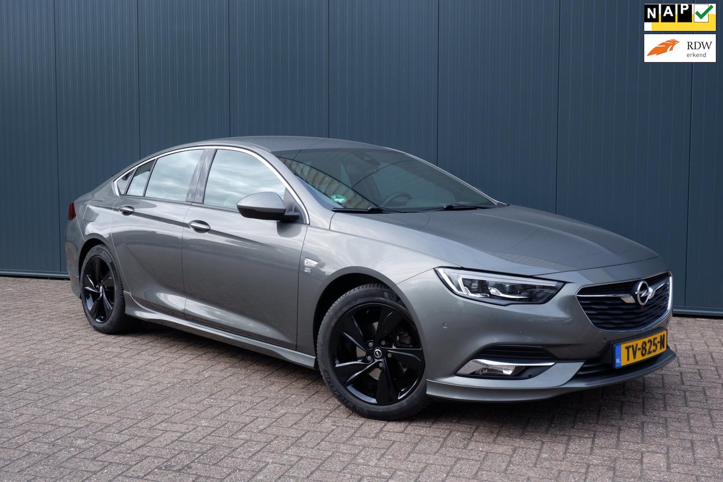 Opel Insignia Grand Sport - 1.5 Turbo Innovation Opc-Line - AutoWereld.nl