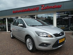 Ford Focus - 1.8 Titanium Clima, Navi, Trekhaak, Lm velgen