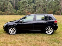Volkswagen Golf - 1.6 TDI Trendline BlueMotion | 116.612 km | Nieuw onderhoud | APK 2026