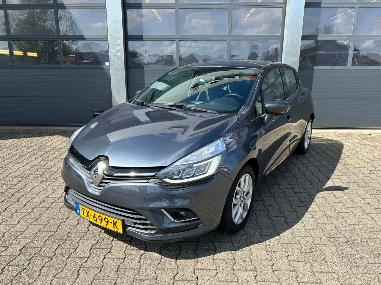 Renault Clio - 0.9 TCe Intens 0.9 TCe 90pk Intens - AutoWereld.nl