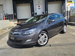 Opel Astra Sports Tourer - 1.4 Turbo Sport