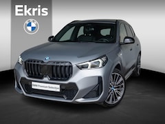 BMW X1 - xDrive30e | M Sportpakket | Innovation Pack | 20 inch | Comfort Access | Glazen panoramada