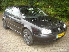 Volkswagen Golf - 1.4-16V 75 PK Euro 4 Trendline 5 deurs