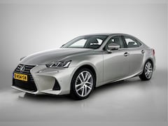 Lexus IS - 300h Hybrid Business Line Pro | Parkeersensoren | Half lederen bekleding | Navigatie |