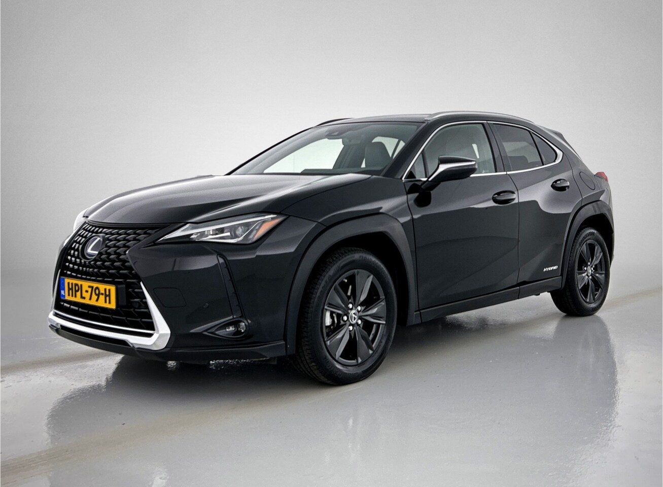 Lexus UX - 250h Luxury Line Limited | Schuif-kantel dak | Navigatie | Stoelverwarming | - AutoWereld.nl