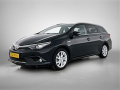 Toyota Auris - 1.8 Hybrid Trend | panoramisch dak | LM velgen | Navi |