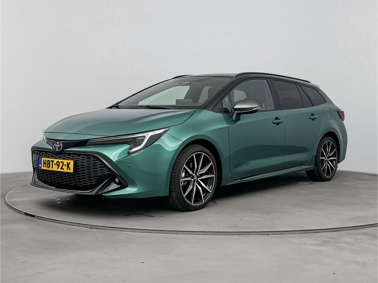 Toyota Corolla Touring Sports - Hybrid 140 GR Sport | Navigatie | Climate Control | Panoramadak | LM velgen | Cruise Con t - AutoWereld.nl