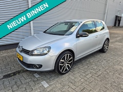 Volkswagen Golf - 1.6 Trendline, airco, multimedia radio toestel