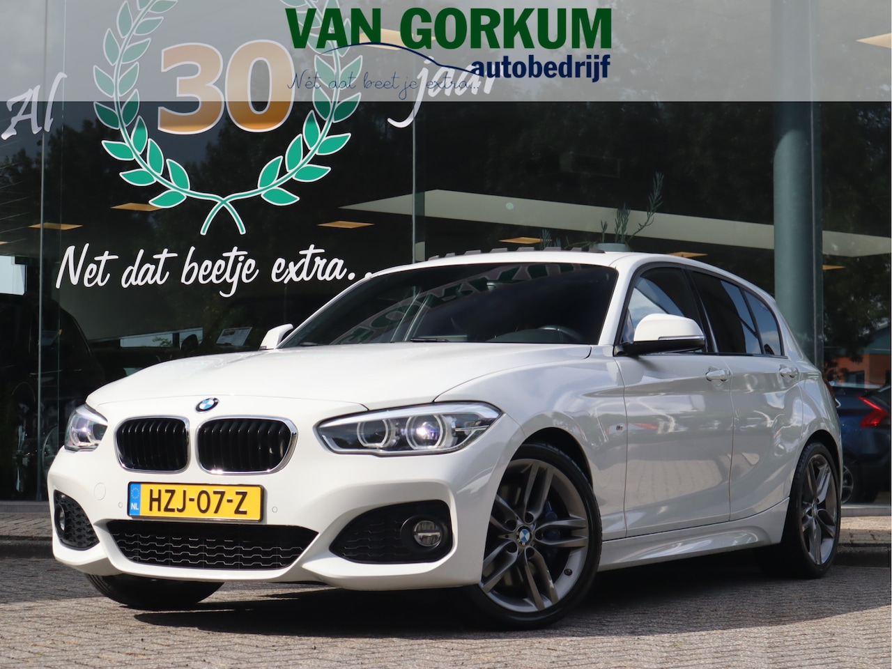 BMW 1-serie - 120i Edition M Sport Shadow High Executive Line - AutoWereld.nl