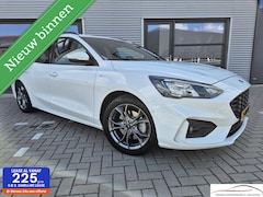Ford Focus Wagon - 1.0 EcoBoost ST Line Business