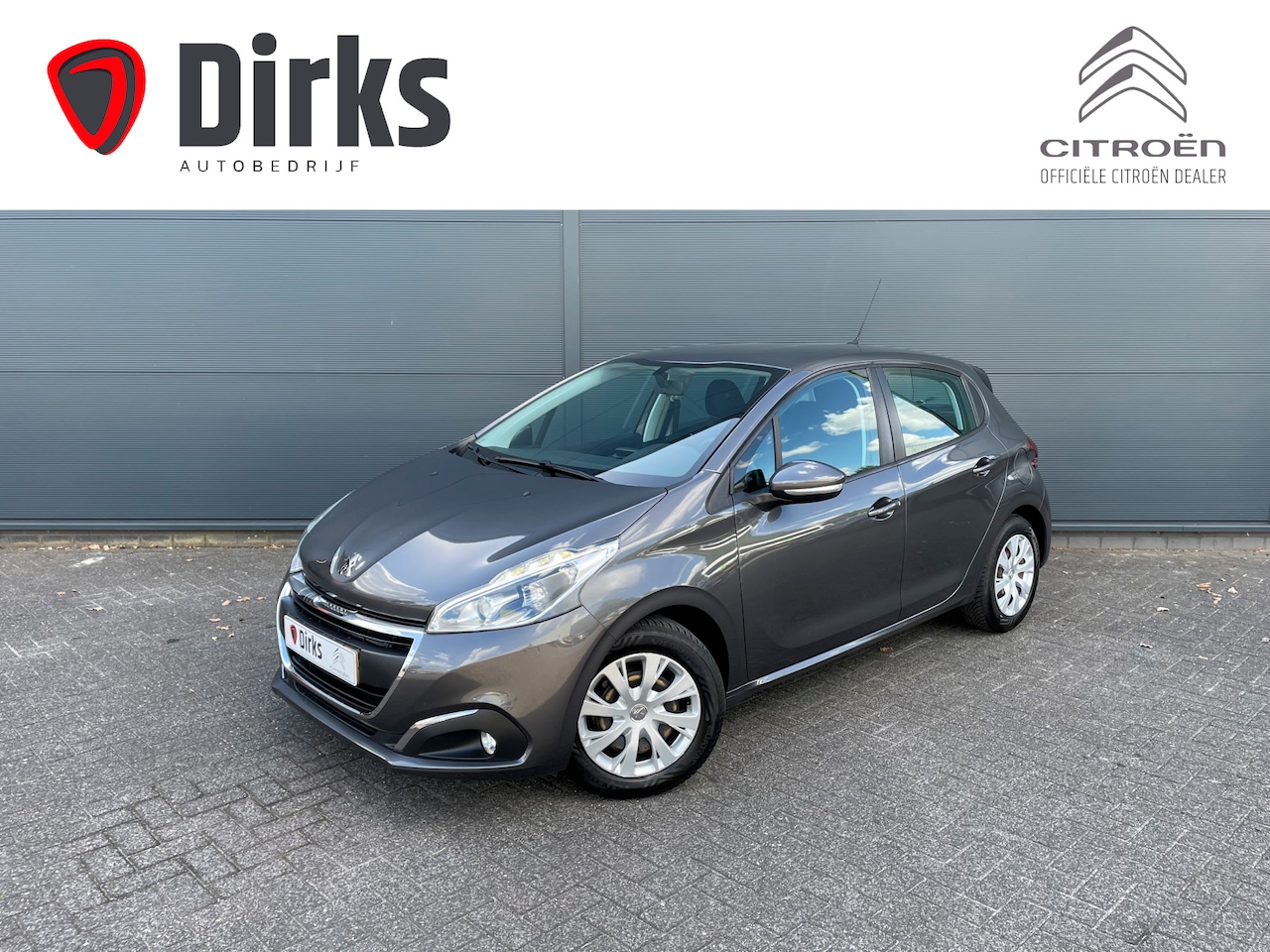 Peugeot 208 - 82pk Blue Lion (Navigatie - Apple Carplay - Airco - Parkeersensoren - 4S banden) - AutoWereld.nl