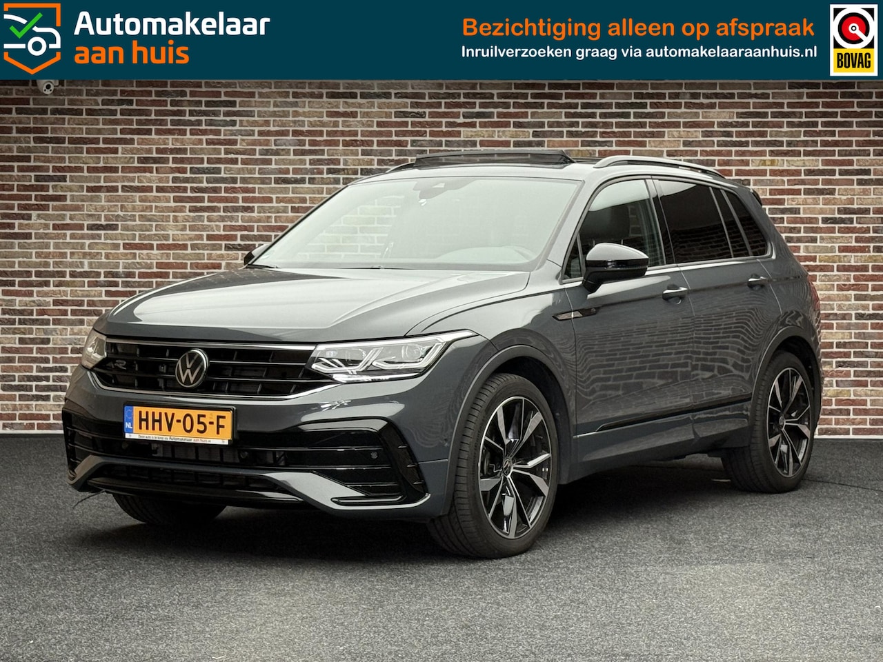 Volkswagen Tiguan - 1.5 TSI R-Line DAK SFEER TREKHAAK KEYLESS CAMERA - AutoWereld.nl