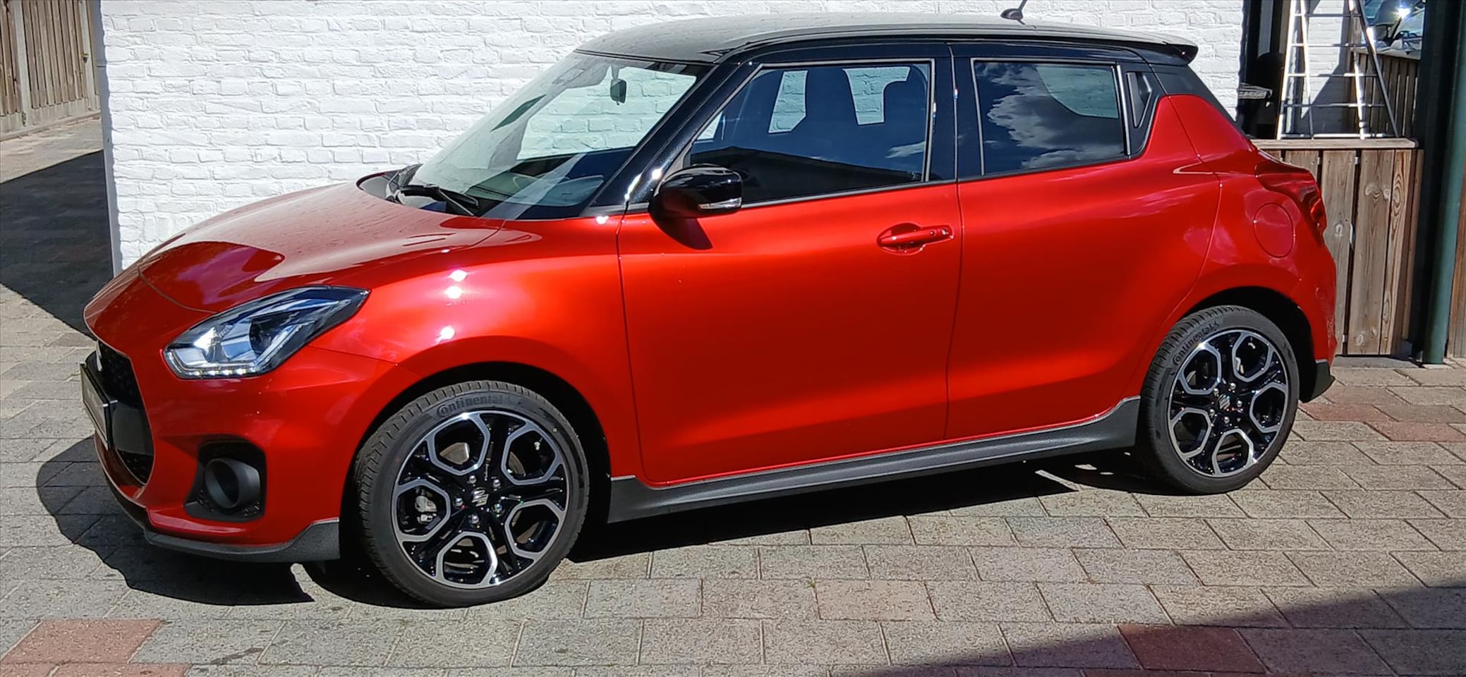 Suzuki Swift - 1.4 Boosterjet 129pk Smart Hybrid Sport 8800 KM - AutoWereld.nl