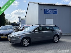 Volvo V50 - 2.4i 170 pk Momentum Automaat 5 cilinder