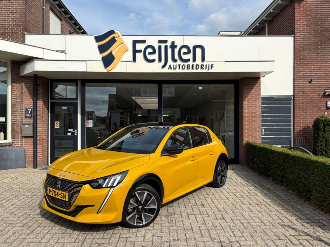 Peugeot 208 - EV GT PACK 50 kWh - AutoWereld.nl