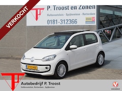 Volkswagen Up! - 1.0 high up BlueMotion Panoramadak/Cruise control/Airco/Stoelverwarming/Parkeersensoren/Fe