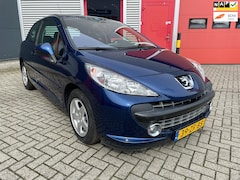 Peugeot 207 - 1.4-16V XS Pack