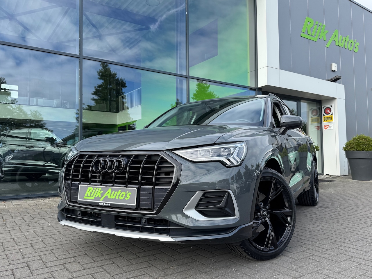 Audi Q3 - 35 TFSI Advanced * Matrix Led * Stoelverwarming * Adaptive Cruise Control - AutoWereld.nl