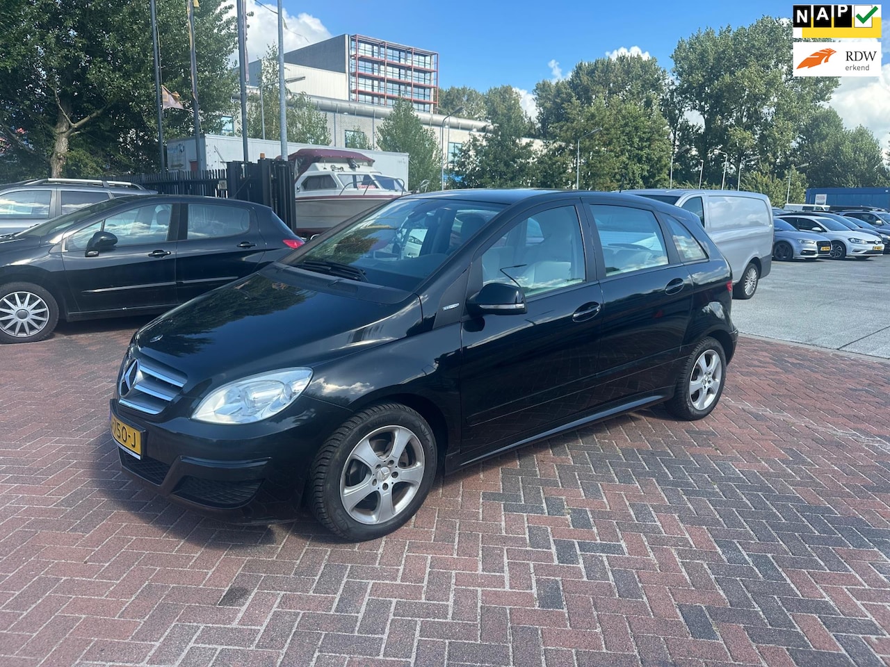 Mercedes-Benz B-klasse - 150 BlueEFFICIENCY Airco! 240DKM NAP! Zwart! - AutoWereld.nl