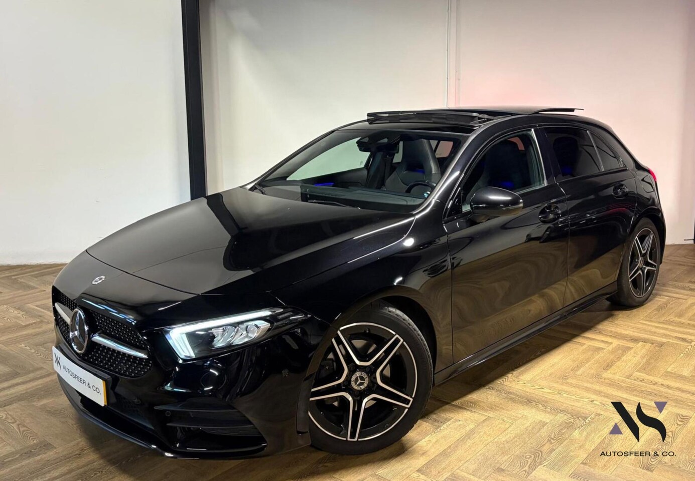 Mercedes-Benz A-klasse - 200 Premium Plus AMG PANO CAM - AutoWereld.nl