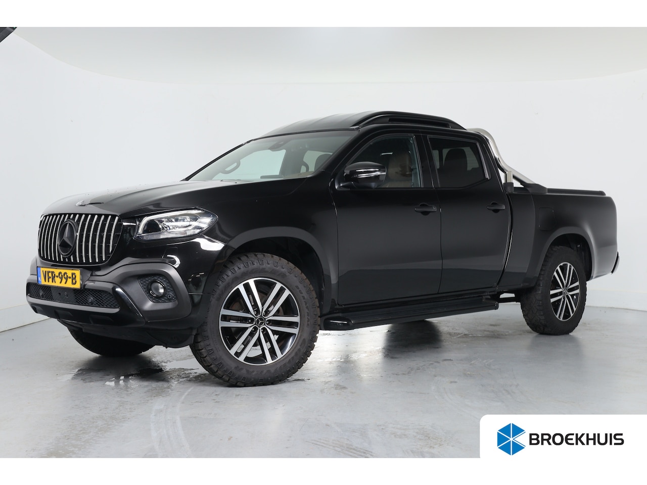 Mercedes-Benz X-klasse - XL 250D 4-Matic | Dealer Onderhouden! | Leder | Trekhaak | Xenon | 360 Camera | Keyless | - AutoWereld.nl