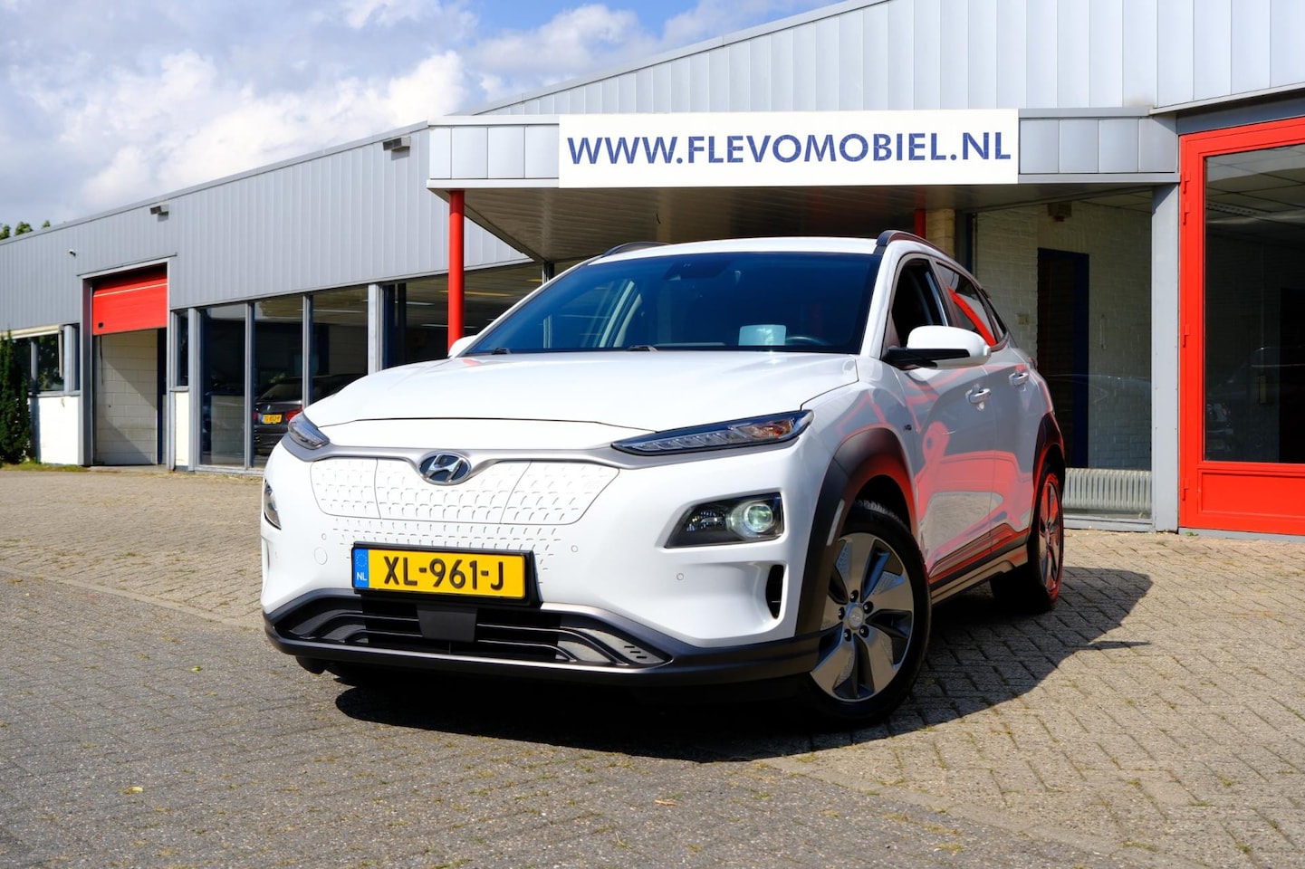 Hyundai Kona Electric - EV Premium 64 kWh Aut. Leder|Cruise.Adaptive|Clima|LMV - AutoWereld.nl