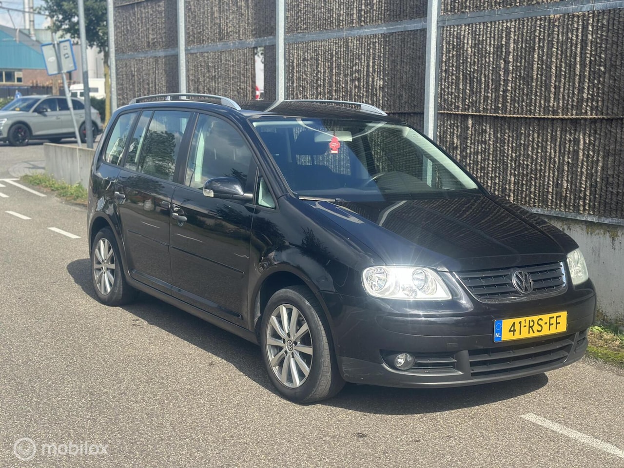 Volkswagen Touran - 1.6 Business NAP/TREKHAAK/7ZITTER/AIRCO - AutoWereld.nl
