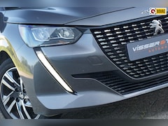 Peugeot 208 - 1.2 PureTech Allure | Gris Platinium | Carplay/NAV/Camera/Cruise/Half-leder - Keurig