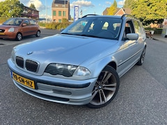 BMW 3-serie Touring - 325i Executive APK AUTOMAAT TREKHAAK