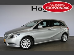 Mercedes-Benz B-klasse - 200 Ambition Airco Navigatie Lichtmetaal Rijklaarprijs Inruil Mogelijk