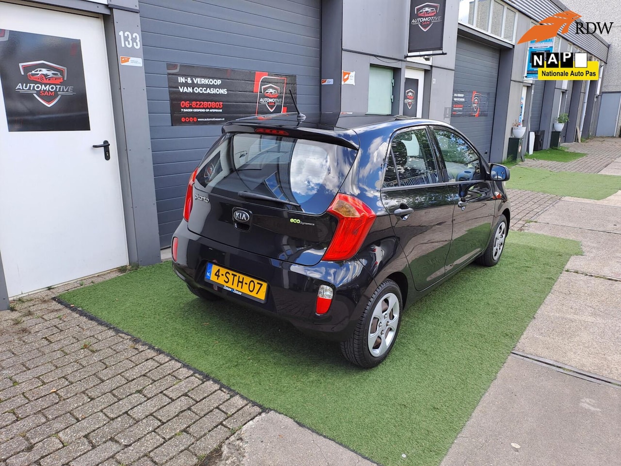 Kia Picanto - 1.0 CVVT ISG Zwart 2013 5DRS NAP APK 8-2026 - AutoWereld.nl