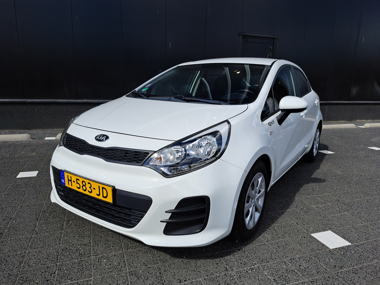 Kia Rio - 1.2 CVVT ComfortLine Import - AutoWereld.nl