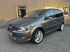 Volkswagen Touran - 1.2 TSI Highline 7PERS Airco PDC Cruise LMV 18" APK